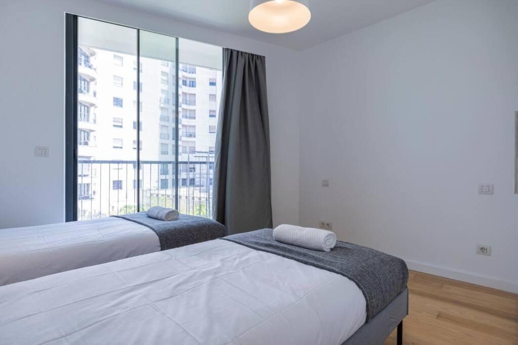 Campolide 2 Bedroom Delight By Innkeeper Lisboa Extérieur photo